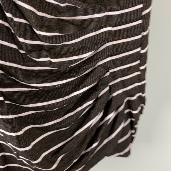 Bailey 44 faux wrap top - Picture 5 of 7